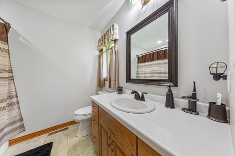 905 Brook Lane NE Owatonna MN 55060