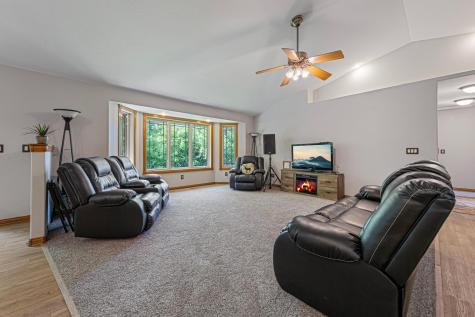 905 Brook Lane NE Owatonna MN 55060