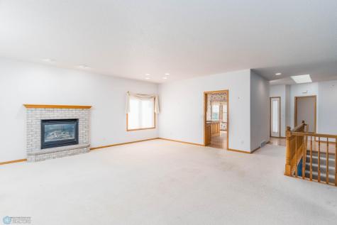 318 44th Avenue S Moorhead MN 56560