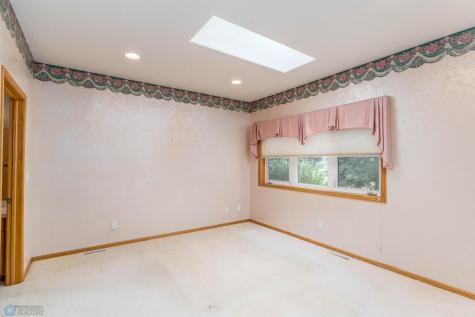 318 44th Avenue S Moorhead MN 56560