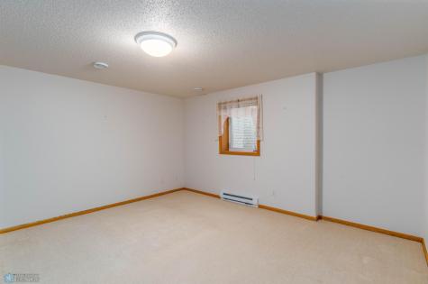 318 44th Avenue S Moorhead MN 56560