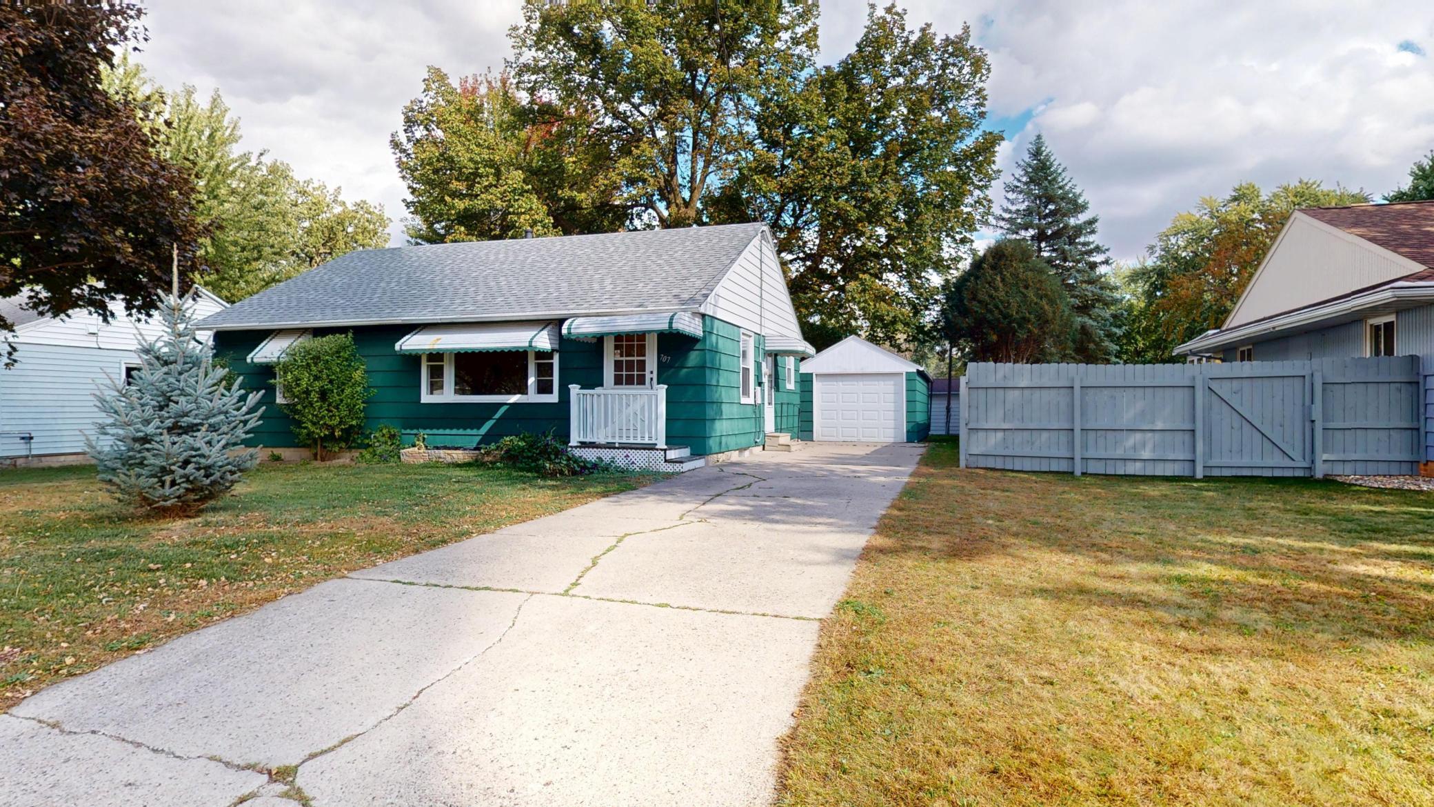 707 S 3rd Avenue Albert Lea MN 56007