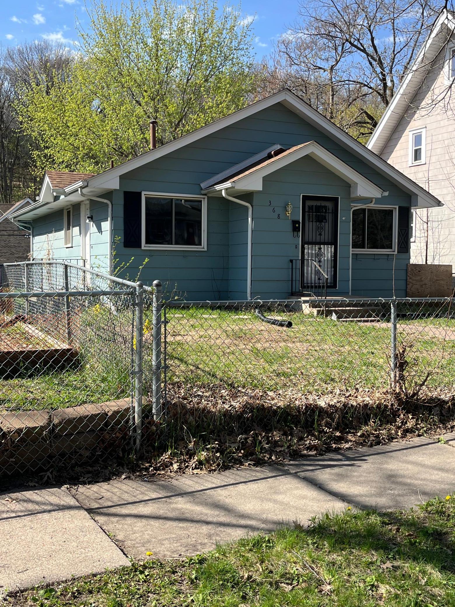368 Sidney Street E Saint Paul MN 55107