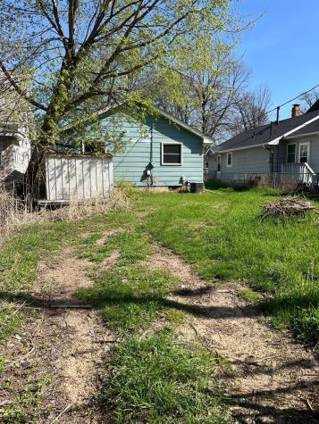 368 Sidney Street E Saint Paul MN 55107