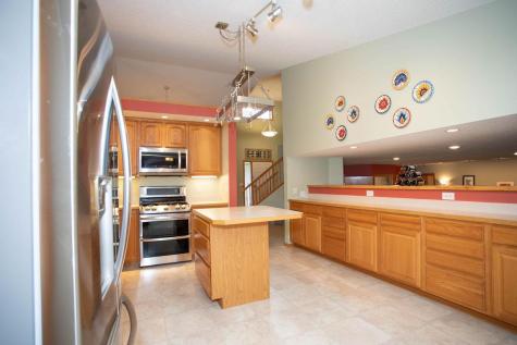 601 Sterling Street S Maplewood MN 55119