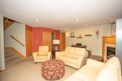 601 Sterling Street S Maplewood MN 55119