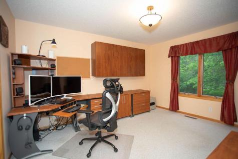 601 Sterling Street S Maplewood MN 55119