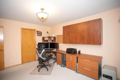 601 Sterling Street S Maplewood MN 55119