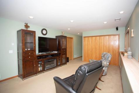 601 Sterling Street S Maplewood MN 55119