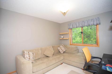 601 Sterling Street S Maplewood MN 55119