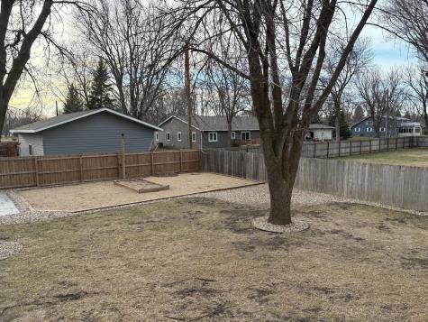 902 5th Avenue SE Pipestone MN 56164