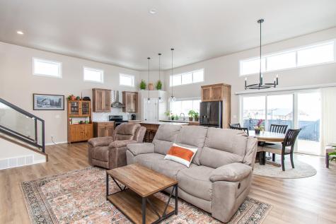 5507 Lori Lane W West Fargo ND 58078
