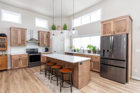 5507 Lori Lane W West Fargo ND 58078