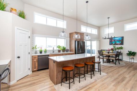 5507 Lori Lane W West Fargo ND 58078