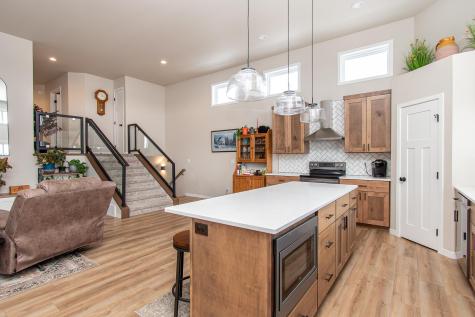 5507 Lori Lane W West Fargo ND 58078