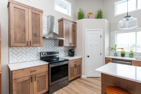 5507 Lori Lane W West Fargo ND 58078