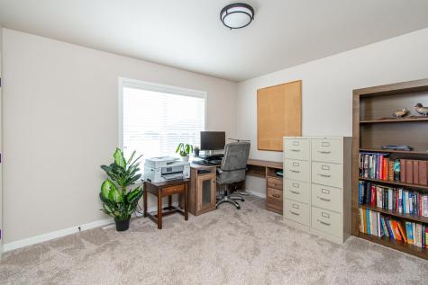 5507 Lori Lane W West Fargo ND 58078