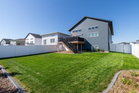 5507 Lori Lane W West Fargo ND 58078
