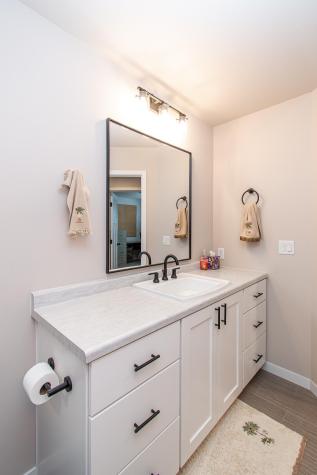 5507 Lori Lane W West Fargo ND 58078