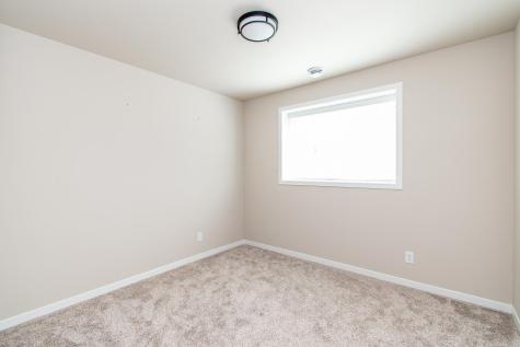 5507 Lori Lane W West Fargo ND 58078