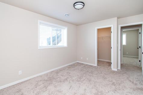 5507 Lori Lane W West Fargo ND 58078