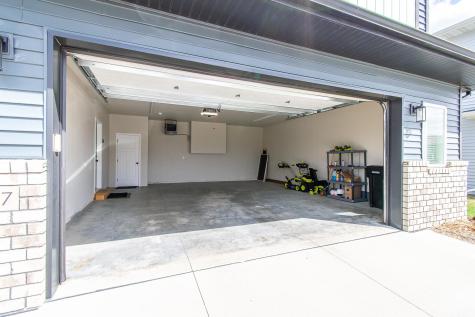 5507 Lori Lane W West Fargo ND 58078