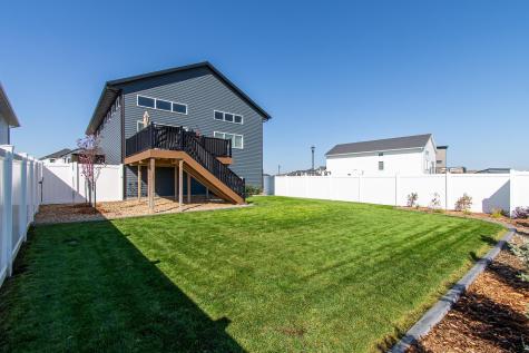 5507 Lori Lane W West Fargo ND 58078