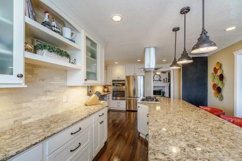 613 Chicago Drive Burnsville MN 55306