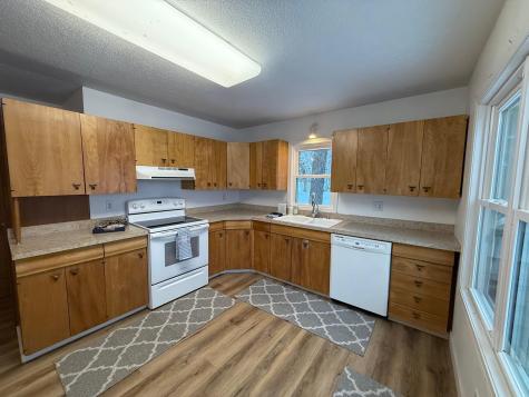 1590 W Lake Drive Detroit Lakes MN 56501