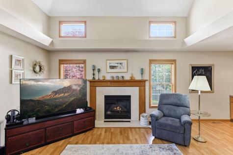8777 Cottonwood Lane Eden Prairie MN 55347