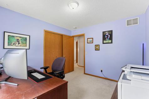 8777 Cottonwood Lane Eden Prairie MN 55347