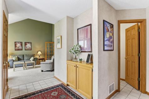 8777 Cottonwood Lane Eden Prairie MN 55347