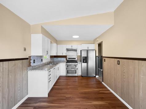 5125 77th Avenue N Brooklyn Park MN 55443