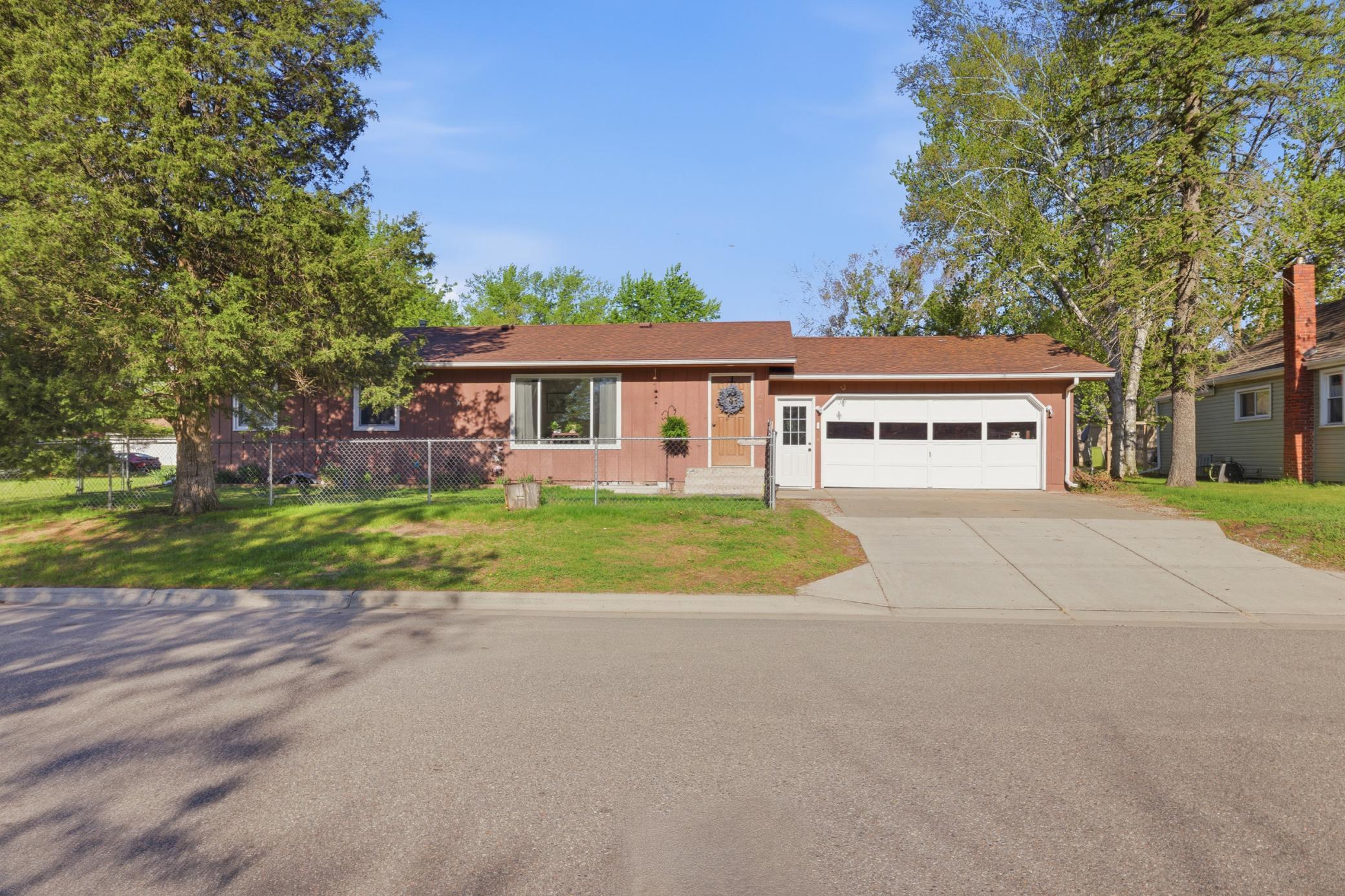 605 10th Avenue NE Brainerd MN 56401