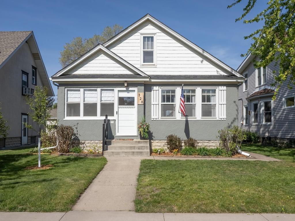 328 5th Avenue S South Saint Paul MN 55075