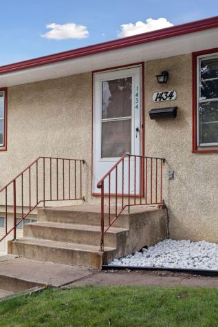1434 8th Avenue S South Saint Paul MN 55075