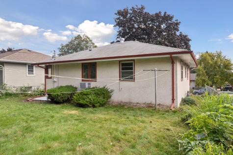 1434 8th Avenue S South Saint Paul MN 55075