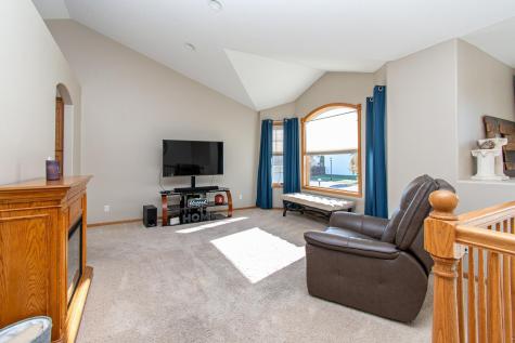 4237 35th Avenue S Fargo ND 58104