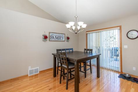 4237 35th Avenue S Fargo ND 58104