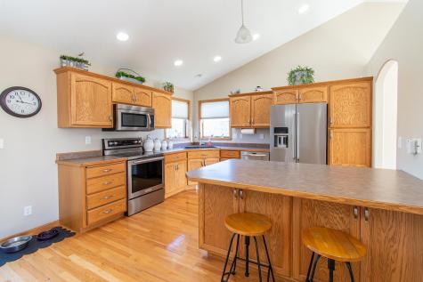 4237 35th Avenue S Fargo ND 58104