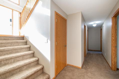 4237 35th Avenue S Fargo ND 58104