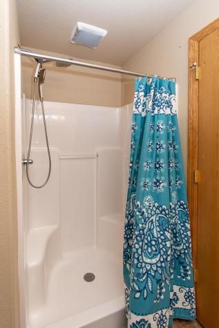 4237 35th Avenue S Fargo ND 58104