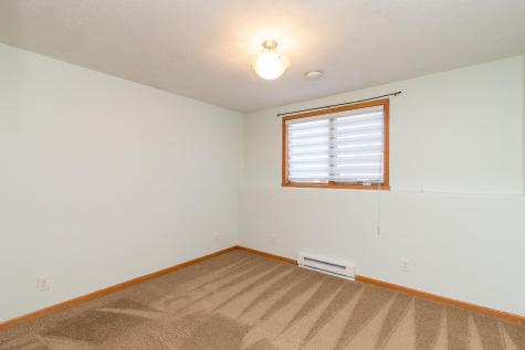 4237 35th Avenue S Fargo ND 58104