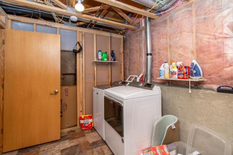 4237 35th Avenue S Fargo ND 58104