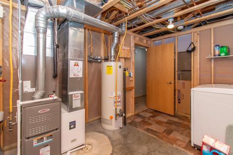 4237 35th Avenue S Fargo ND 58104