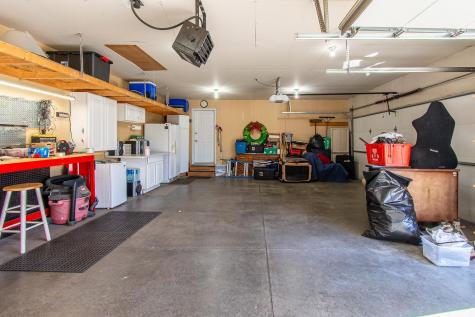 4237 35th Avenue S Fargo ND 58104