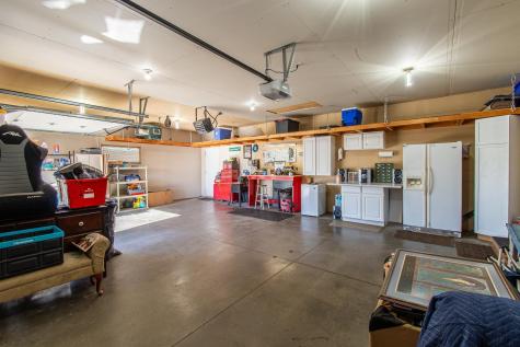 4237 35th Avenue S Fargo ND 58104