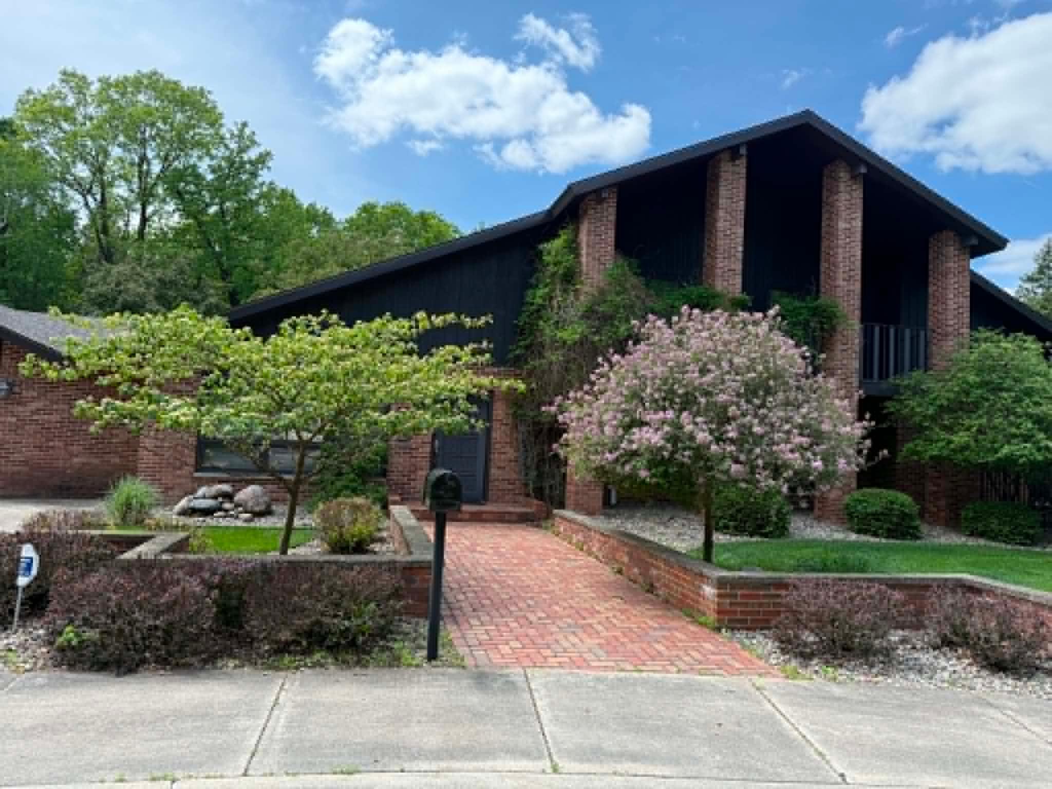 710 Summit Avenue New Ulm MN 56073