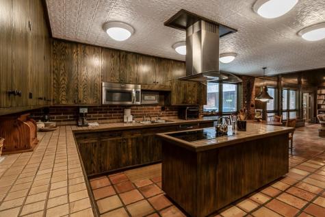 710 Summit Avenue New Ulm MN 56073