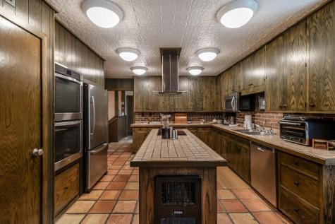710 Summit Avenue New Ulm MN 56073
